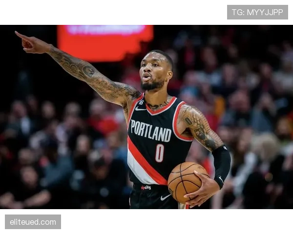 利拉德休赛期还在练后撤步？这人是不是不用睡觉啊